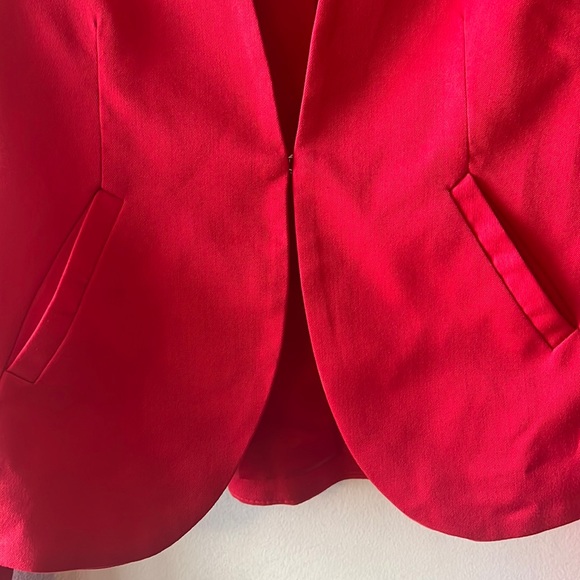 Divided Blazer - Picture 2 of 5